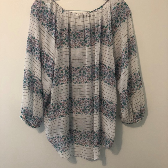 Lauren Conrad sheer top size XL - Picture 6 of 7